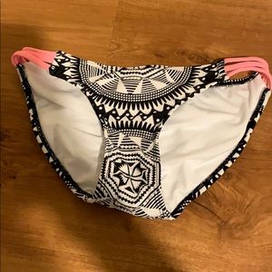 bathing suit bottoms stripped sides